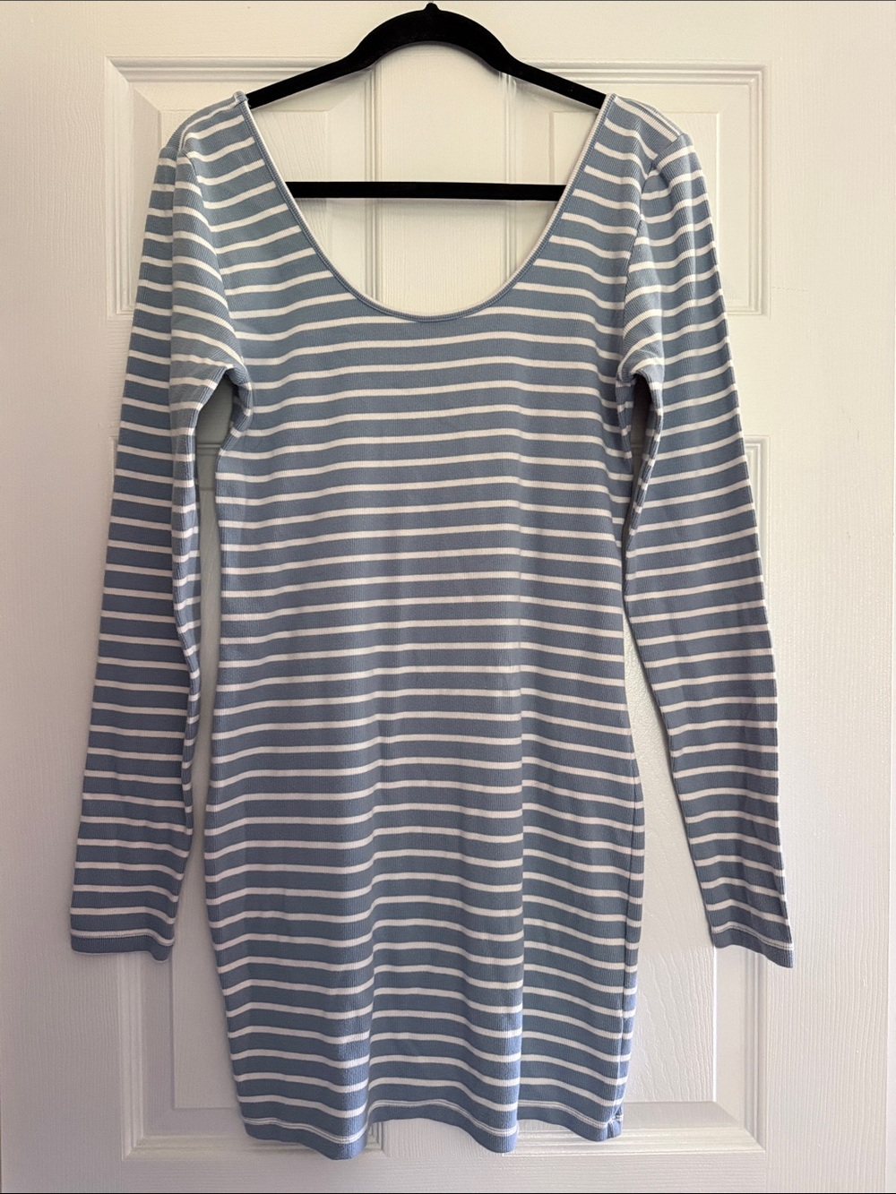 American Eagle Striped Long Sleeve Scoop Neck Dress